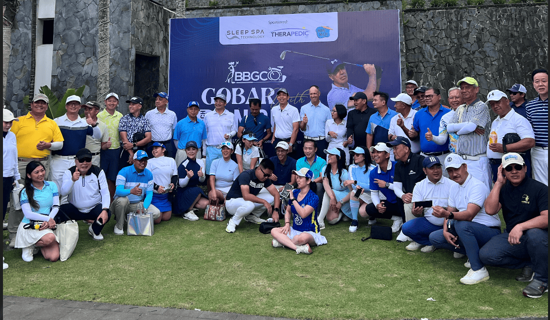 Wake Up Ready on the Green: Therapedic x Gobar with Coach Ron Groot